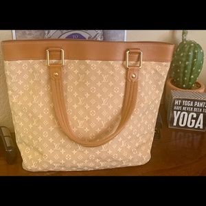 Authentic Louis Vuitton Monogram Lucille bag